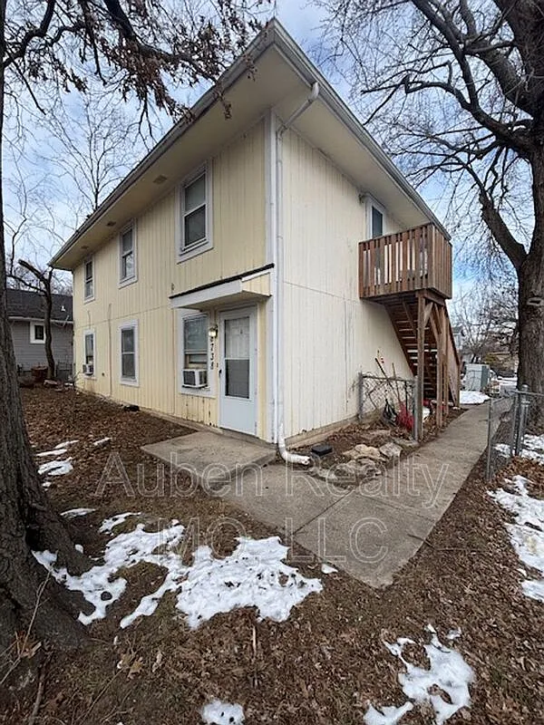 2 bed, 1.0 bath, 800 sqft, $995 — Photo 1