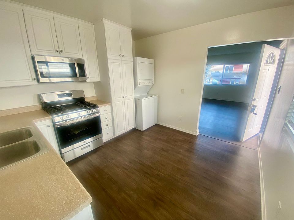 1st image of 2414 Carnegie Ln APT A