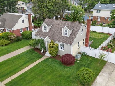 1531 Sidney Place, East Meadow, NY, 11554