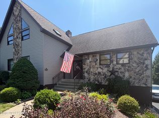 165 Chapel St, Pittston, PA 18640