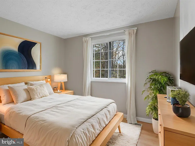 8463 Monarch Ct — Photo 35