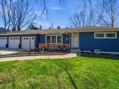 1924 Timberledge Dr, Cedar Falls, IA, 50613