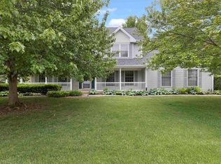 7045 Cauletti Dr, Loves Park, IL 61111