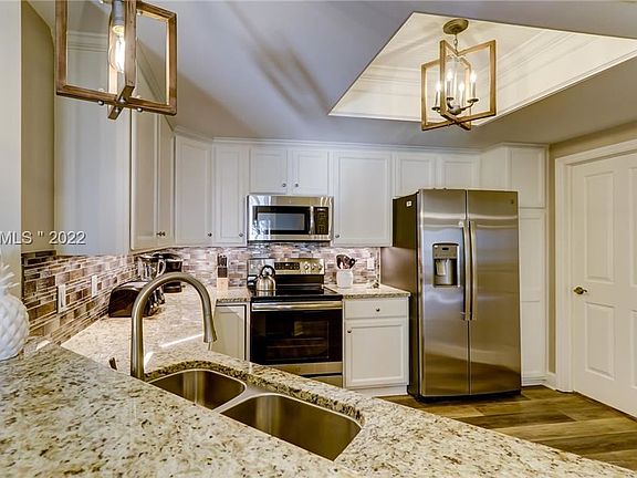 4th image of 41 Ocean Ln APT 6306