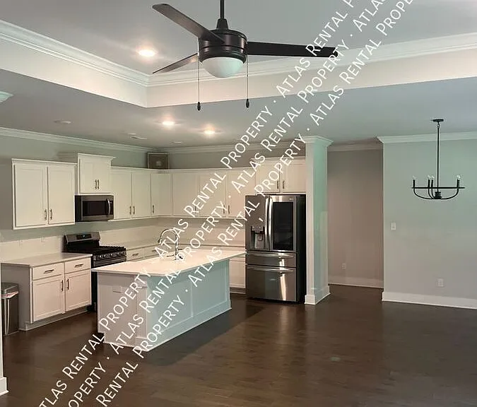 11322 Waterman Ln — Photo 2