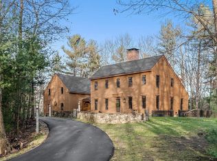 21 Farrwood Rd, Windham, NH 03087