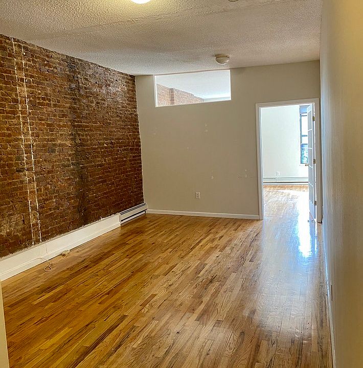 1st image of 160 7th Ave APT 2R