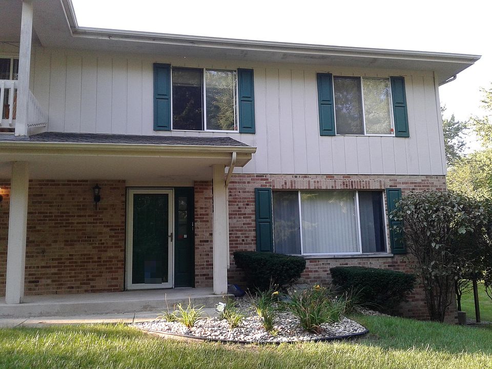 1st image of 9052 W 144th Pl #5C