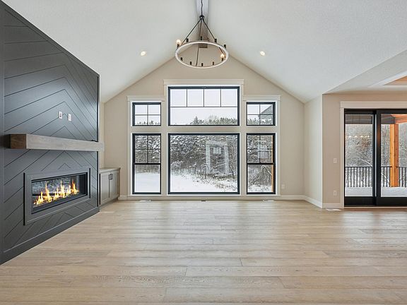 4th image of 1198 60th St