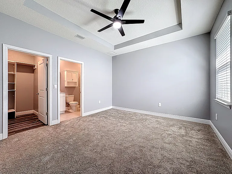 17535 Cantarina Cv — Photo 35