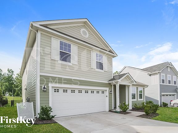 3rd image of 14126 Magnolia Walk Dr