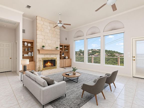 5th image of 214 Golf Crest Ln