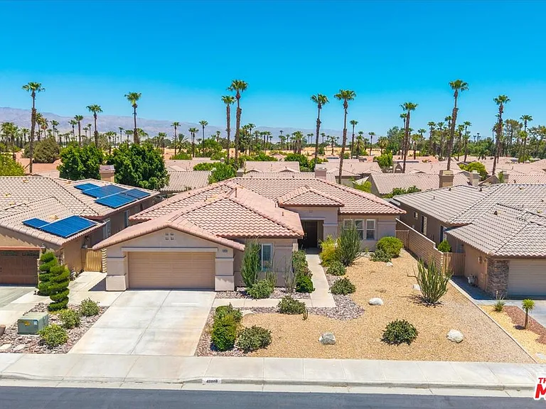 40808 Eastwood Ln — Photo 1