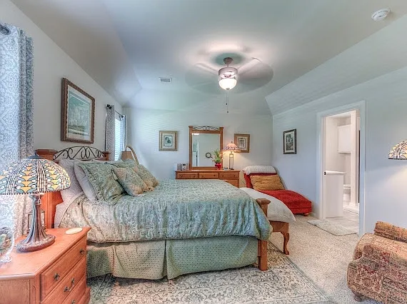 2705 W Madison St — Photo 20