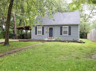 2525 SW 18th St, Topeka, KS 66604