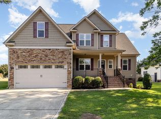 101 Derby Ln, Lillington, NC 27546