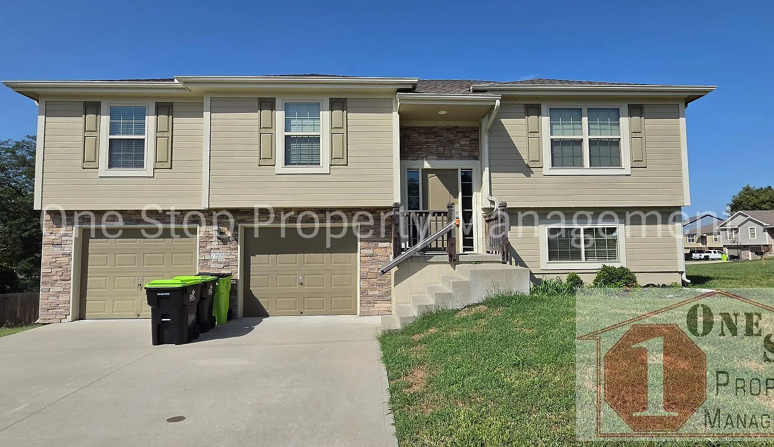 Brand NEW beautiful 4 bedroom, 3 bath home in Belton! — Photo 1