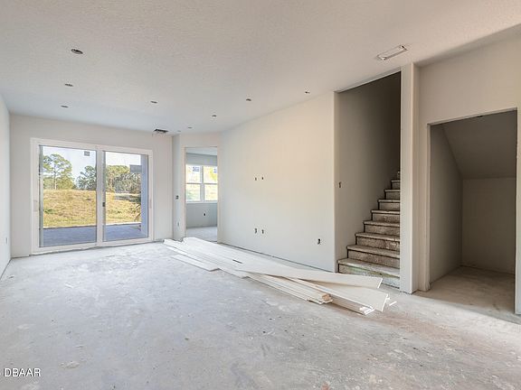 3rd image of 3044 Isles Way