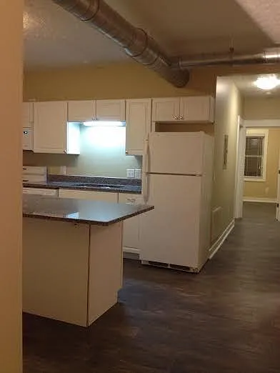 930 Wealthy St SE #1 — Photo 5