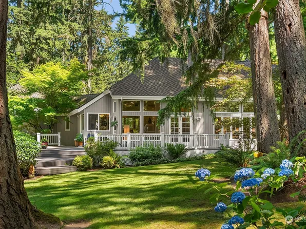 13418 165th Avenue NE, Redmond, WA 98052