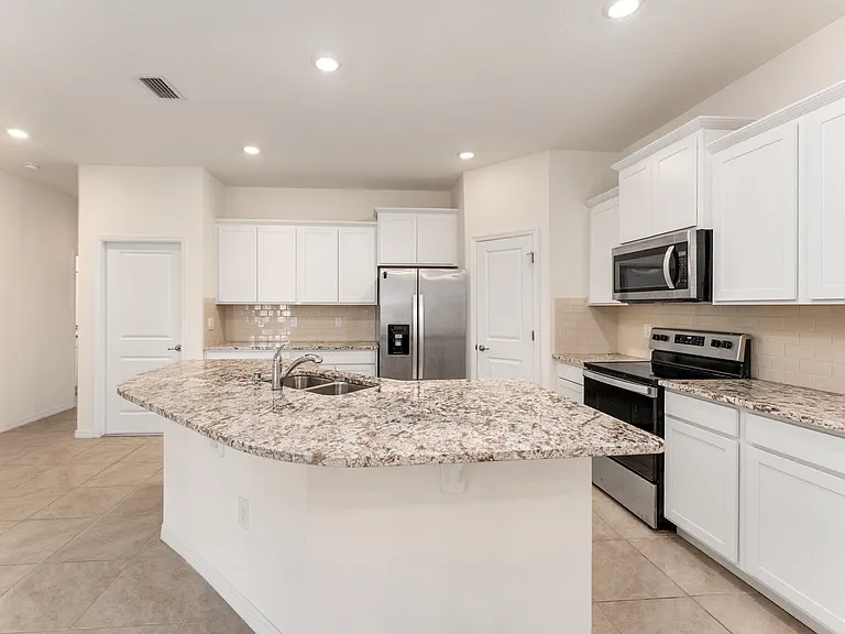5347 NW 46th Lane Rd — Photo 14