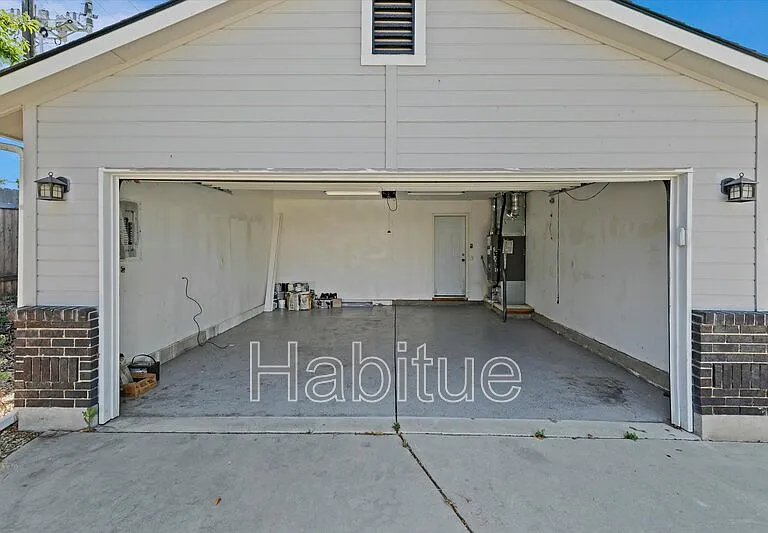 2041 E Oakridge Ct — Photo 31
