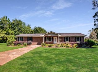 1979 Dooley Town Rd, Statham, GA 30666