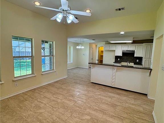 5th image of 2207 Turtle Ct