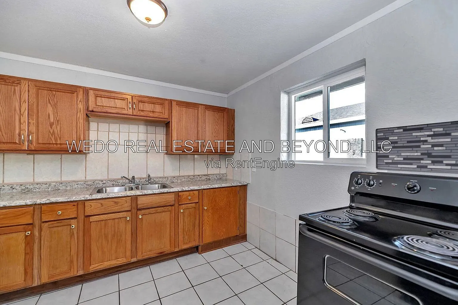 2 bed, 1.0 bath, 700 sqft, $1,195 — Photo 3