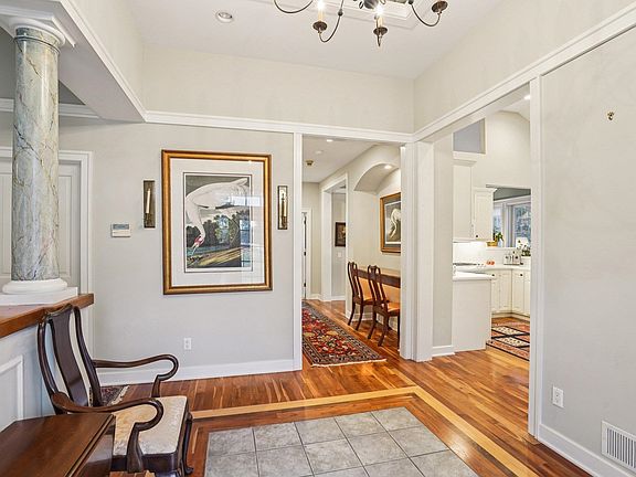 5th image of 1 Settler Hill Cir