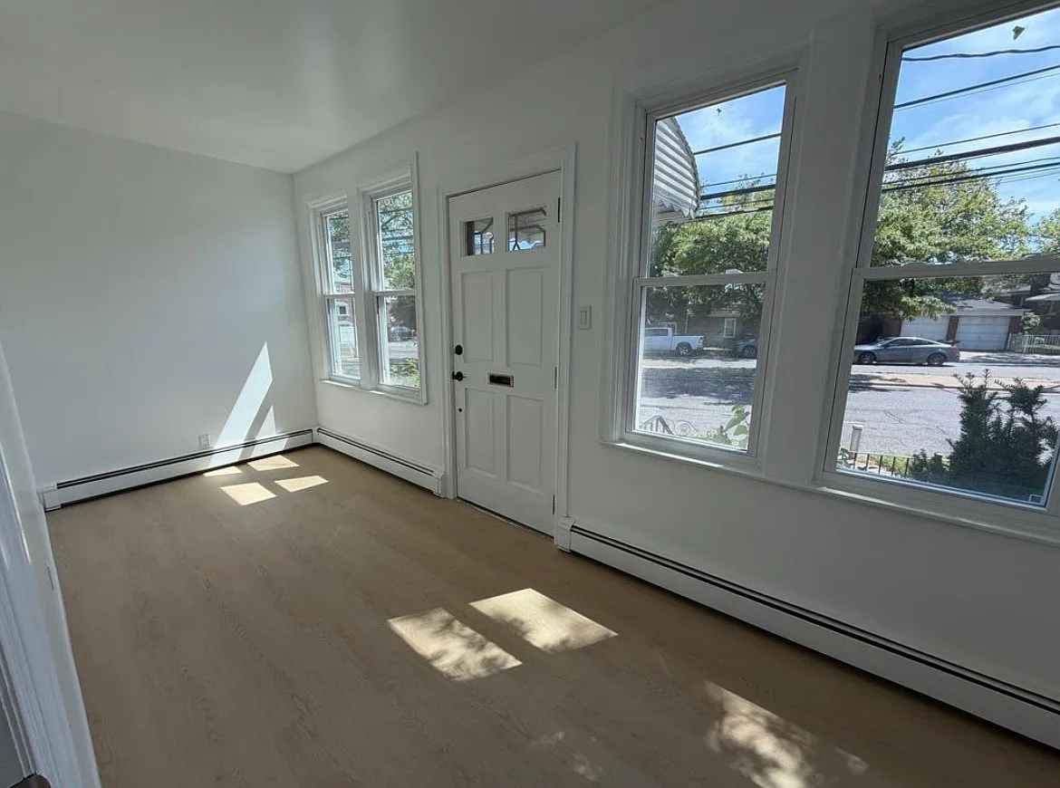 165-01 Union Tnpk — Photo 2