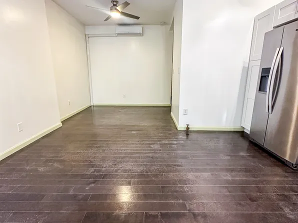 289a Cooper Avenue image 2 of 9