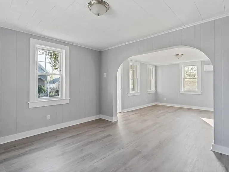 147 Rogers St — Photo 6
