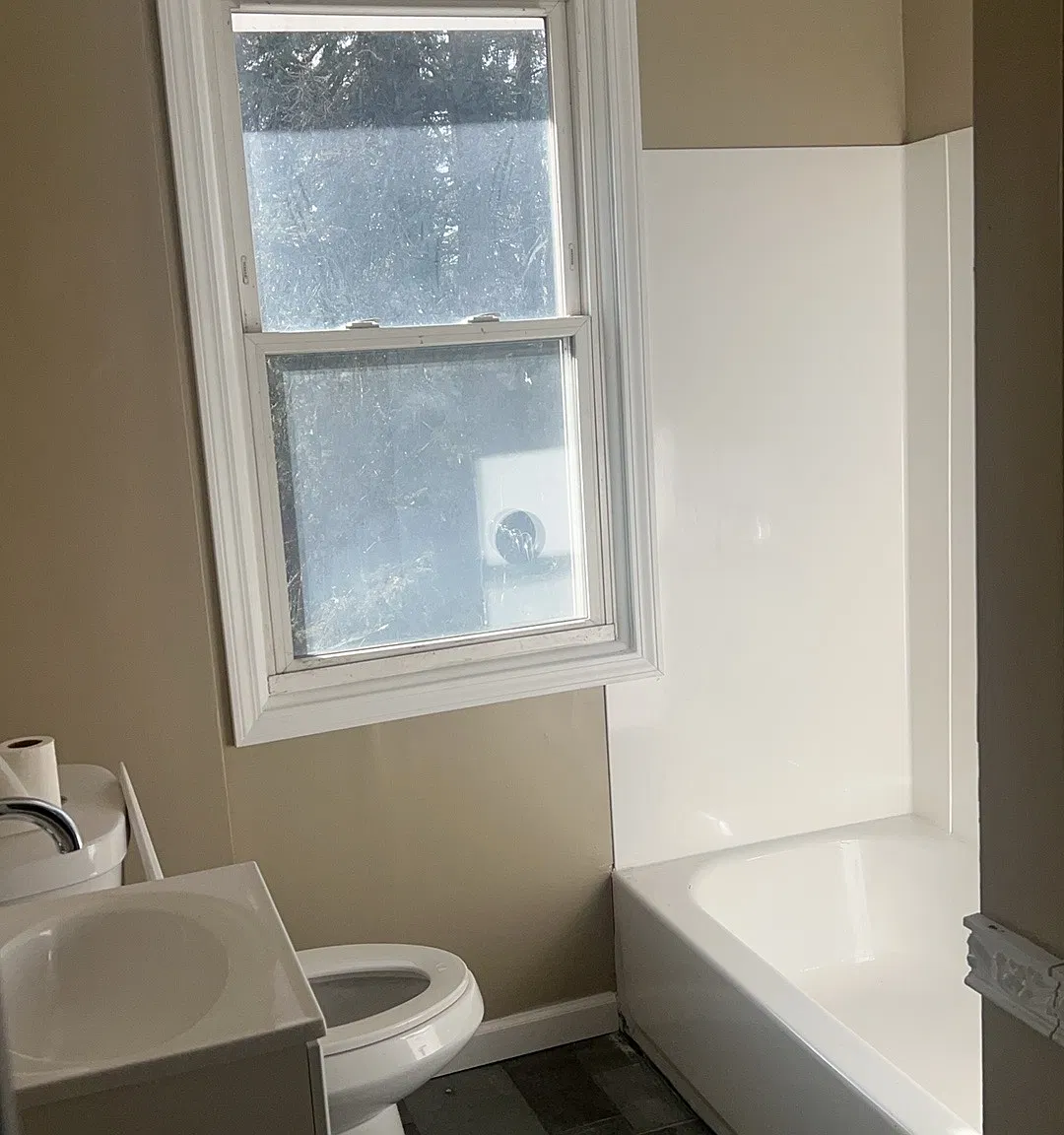 2 bed, 1000 sqft, $1,250 — Photo 3