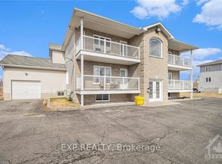 525 Russell Rd #6, Clarence Rockland, ON K0A2A0
