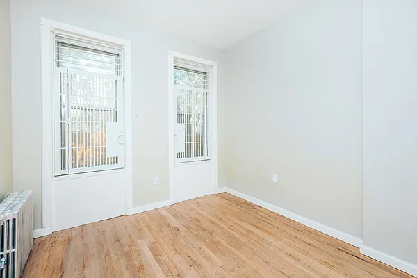 Rented by Nooklyn NYC LLC | media 26