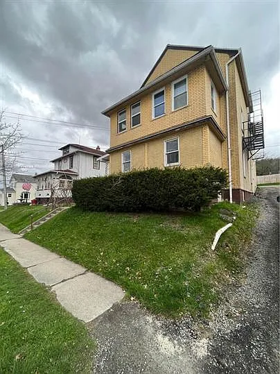 303 Robble Ave — Photo 9