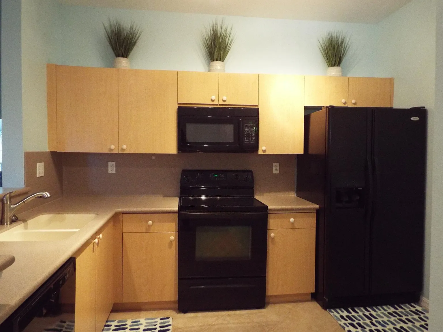 3 bed, 1043 sqft, $1,600 — Photo 4