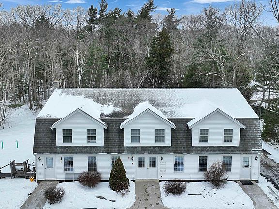 3rd image of 949 Turnpike Road