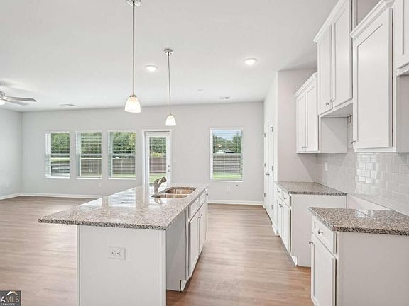 5th image of 5836 Maddox Rd