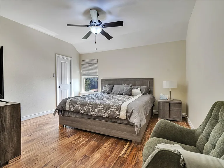 5227 Preserve Park Dr — Photo 31
