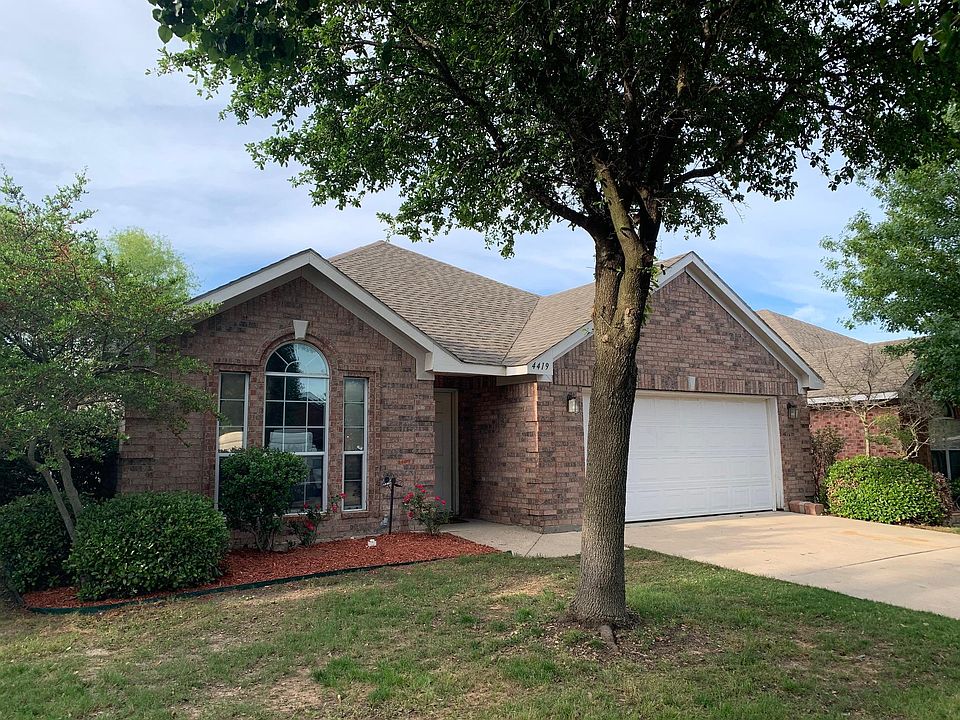 1st image of 4419 Emerald Leaf Dr
