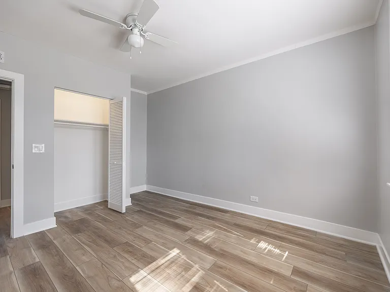 6148 N Francisco Ave — Photo 30