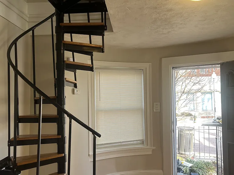 301 U St NW #1 — Photo 7