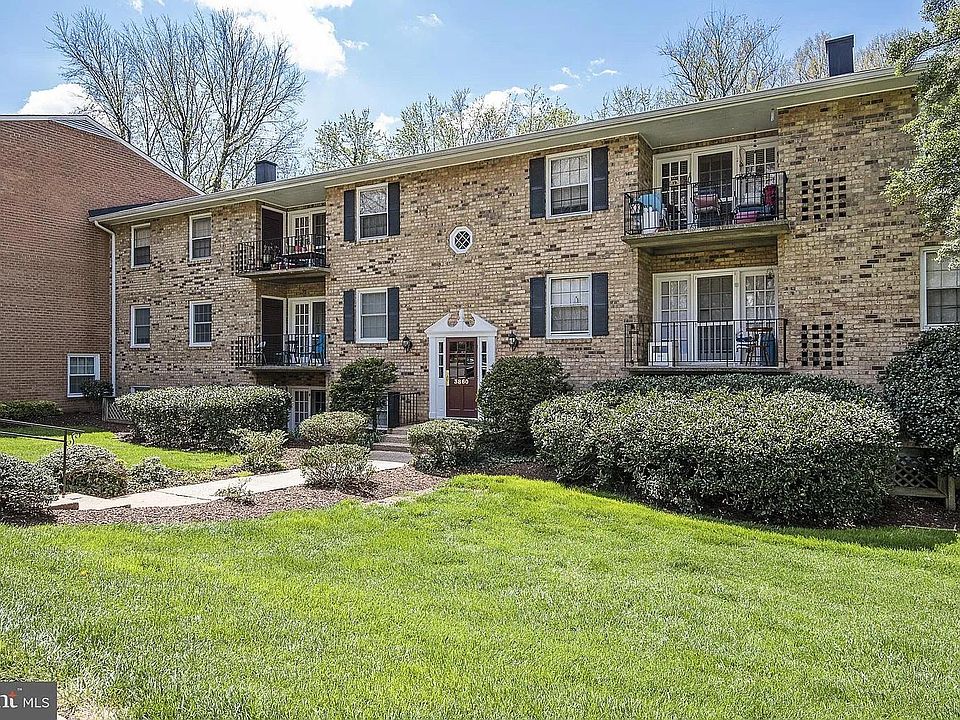 1st image of 3860 Lyndhurst Dr APT 303