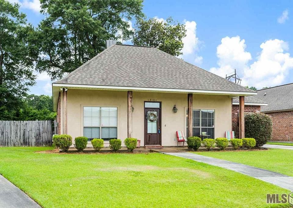 1st image of 12101 Amber Lakes Dr