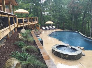 13524 Pine Harbor Rd, Charlotte, NC 28278