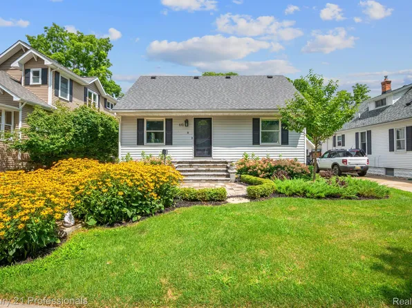 610 N Harvey St, Plymouth, MI 48170