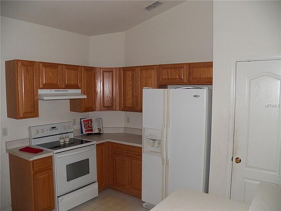 4th image of 7749 Canterbury Cir
