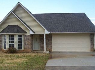 3059 Best Rd, Maryville, TN 37803